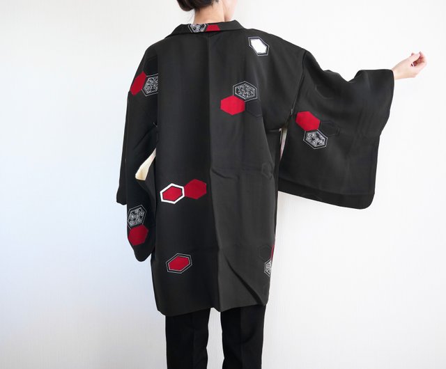 Black & Red Haori Jacket - Men's traditional Japanese Kimono