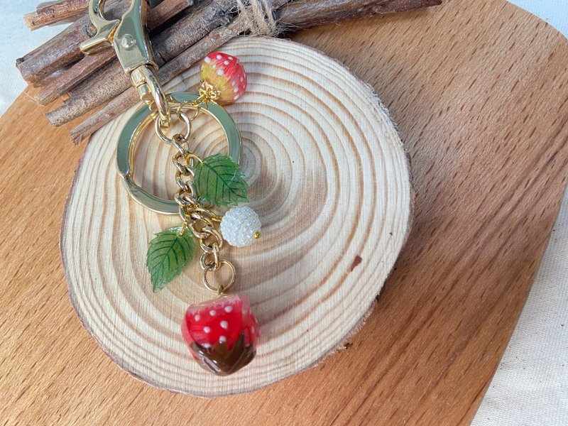 Chocolate Strawberry Waltz - Bag Ornament - Type B - พวงกุญแจ - เรซิน สีแดง