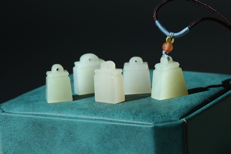 【Ruyi Seal】Jade Lock Pendant / Everything Goes Smoothly Jade Pendant // Exquisite Hetian Jade Necklace for Men and Women - Necklaces - Jade White