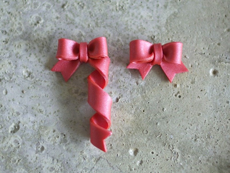 Spinning ribbon earrings / earrings / red - ต่างหู - ดินเหนียว สีแดง