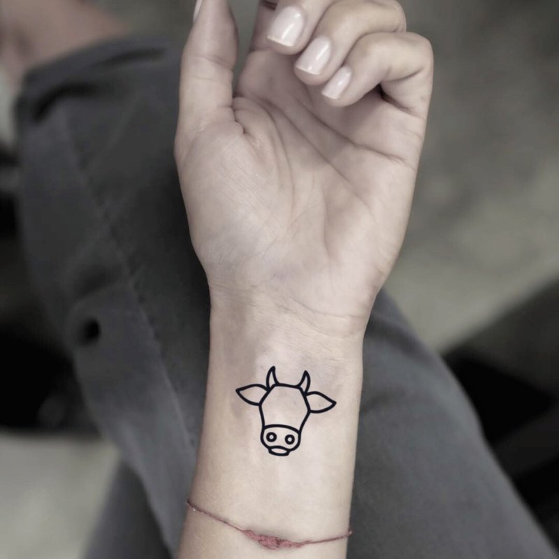 Cow Outline Temporary Fake Tattoo Sticker (Set of 2) - OhMyTat - Temporary Tattoos - Paper Black