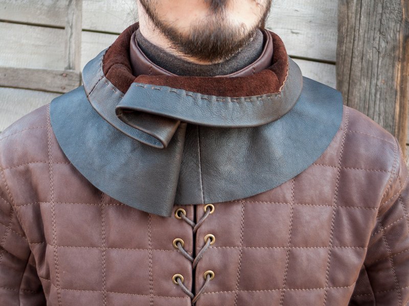 Jon Snow leather gorget (replica) / Jon Snow cosplay / Stark Armor / GoT / LARP - Other - Genuine Leather Brown