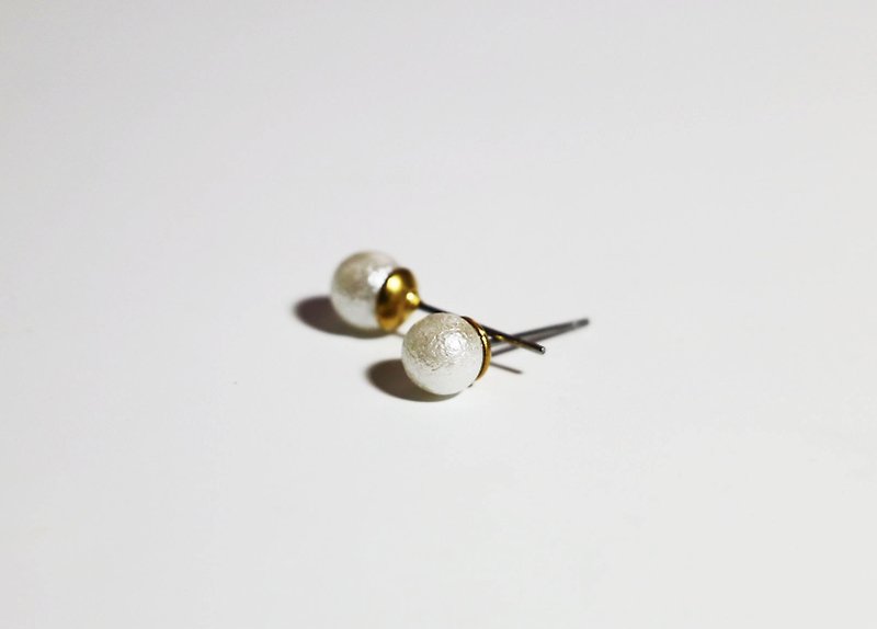 Handmade pearl earrings ♁ - ต่างหู - ผ้าฝ้าย/ผ้าลินิน ขาว