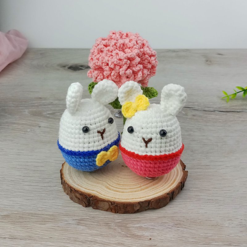 Hand hook small animal carnation decoration couple doll wedding gift birthday gift sunflower - ของวางตกแต่ง - ผ้าฝ้าย/ผ้าลินิน หลากหลายสี