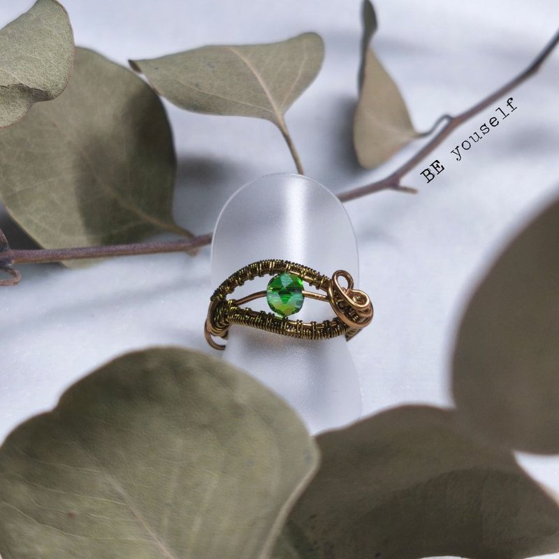 【BE yourself】Green Crystal Diamond Ring|Ring|Artistic Metal Wire|Weaving|Handmade - General Rings - Copper & Brass Multicolor