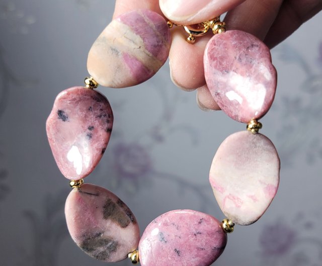 台湾ローズストーン 台湾 花蓮 ローズ石ローズストーン 花びら型 曲線 水墨画 風景