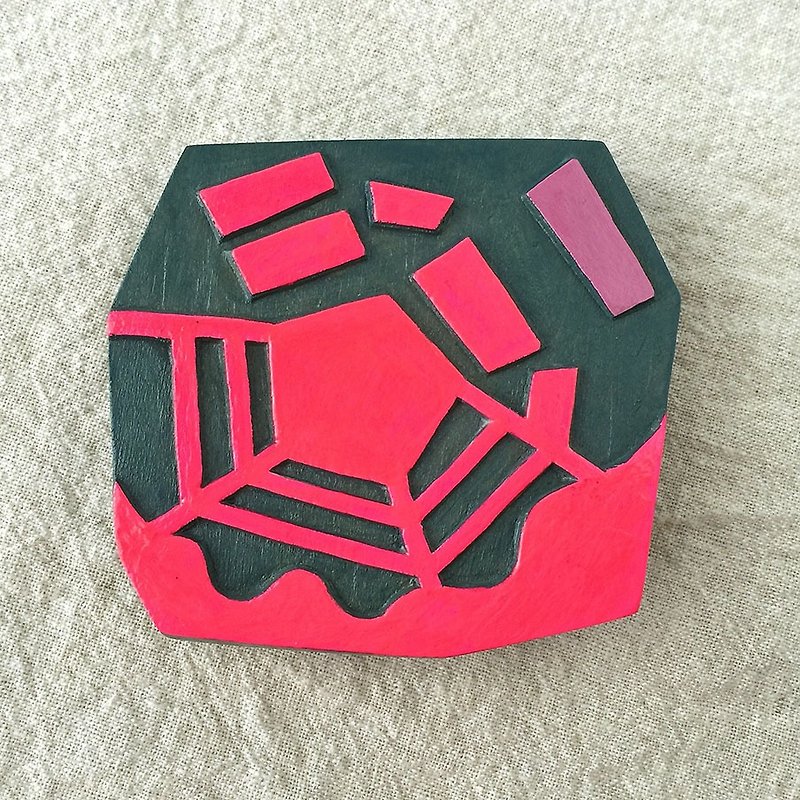 小さい木彫手鏡（radial） - メイク道具・鏡・ブラシ - 木製 ピンク