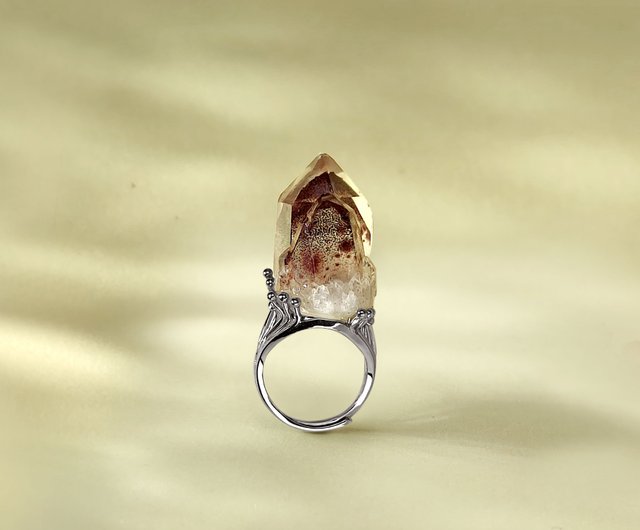 Ghost crystal living mouth ring original stone specimen conjoined