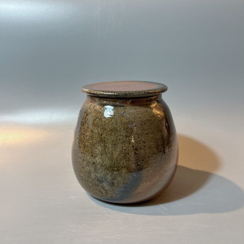 重落灰6兩茶倉 / 茶罐 / 藏茶器  / 小平凡手作 - 其他 - 陶 卡其色