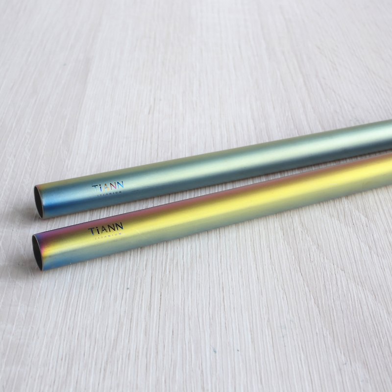 TiStraw Titanium Straw (12 mm) set - Reusable Straws - Other Metals Multicolor