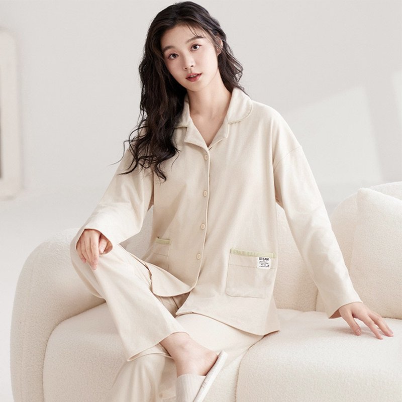 Pink Lady button-breasted cocoa custard plain wide version autumn and winter long-sleeved pajamas home wear - ชุดนอน/ชุดอยู่บ้าน - ไฟเบอร์อื่นๆ สีเหลือง