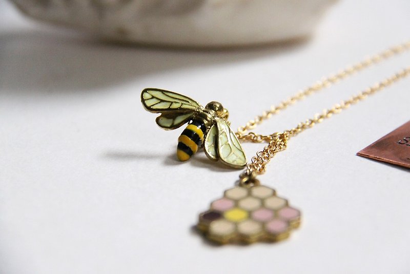 Bee and Honeycomb Charm Necklace - handmade jewelry - hand-painting version - Necklaces - Other Metals Gold