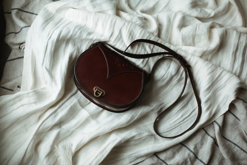 Rosie handmade cowhide embossed shoulder bag full leather brown - Messenger Bags & Sling Bags - Genuine Leather Brown