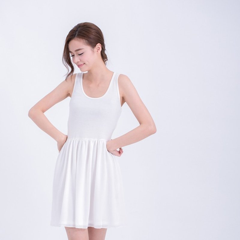 Xandy Modal inner dresses / White - เสื้อกั๊กผู้หญิง - เส้นใยสังเคราะห์ ขาว