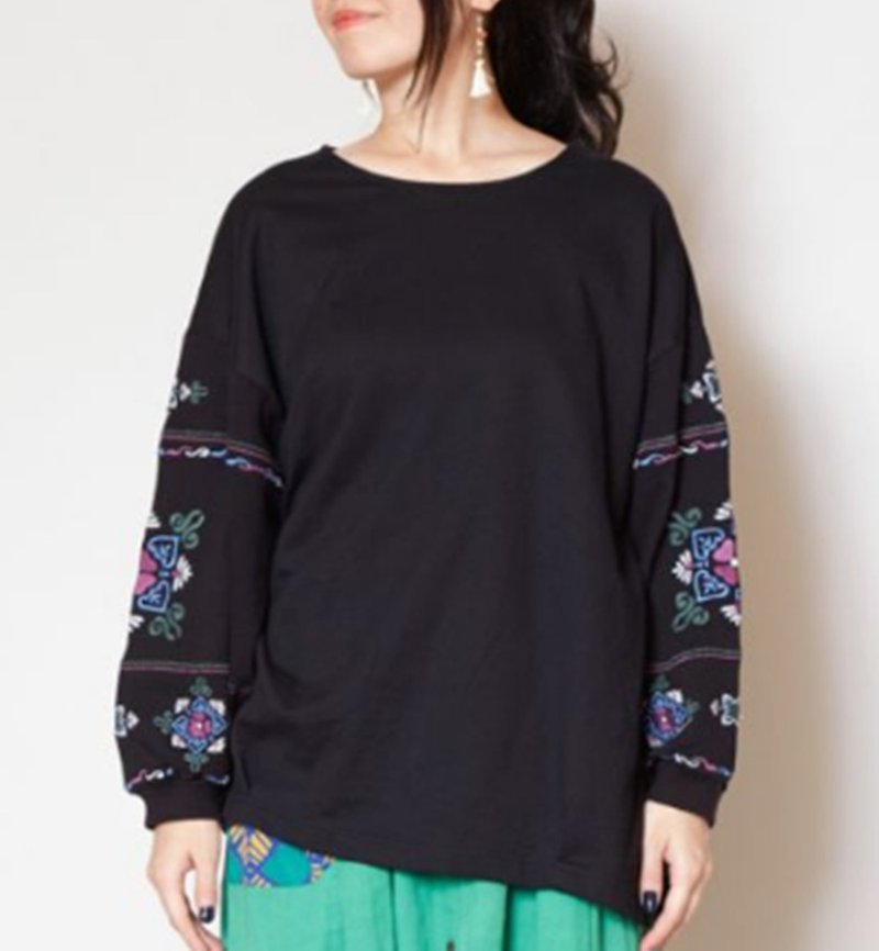 [Pre-order goods] ethnic style embroidery drop shoulder wide-sleeved shirt CAS-9109 - Women's Tops - Other Materials 
