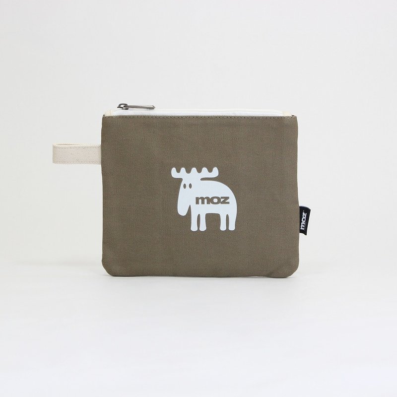 moz-swedish-little-moose-holding-cosmetic-storage-bag-linen-brown
