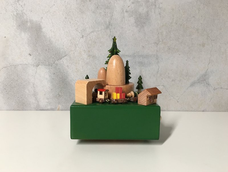 [TAB] wooden dynamic music box - Nordic Christmas tree / custom / lettering / healing small things - ของวางตกแต่ง - ไม้ 