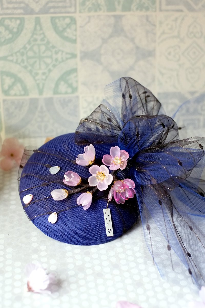 【洋粋スタイル】Glass craftsmanship-hand-made and foreign top hats. Blue curtain moon night-weeping cherry. - Hats & Caps - Glass 