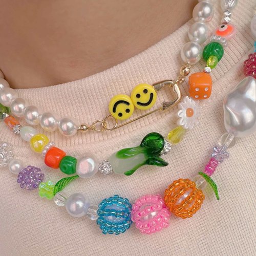 ⬛️ハンドメイド用のメジャー付き★カラフルビーズ、ハンドメイドの貝殻、ネックレス ⬛️ハンドメイド用のメジャー付き☆カラフルビーズ、ハンドメイドの