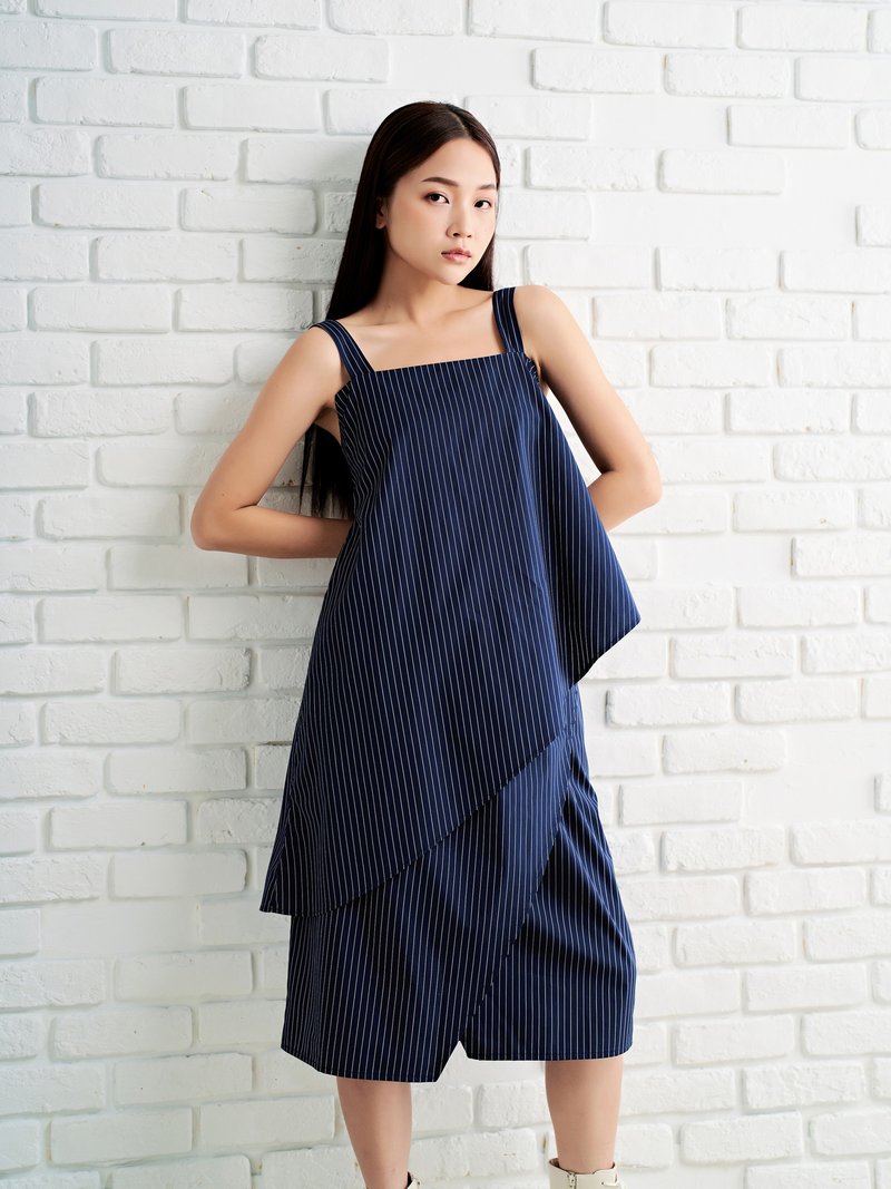 Flat neck asymmetric vest_Japanese blue striped cotton fabric - Women's Vests - Cotton & Hemp Blue