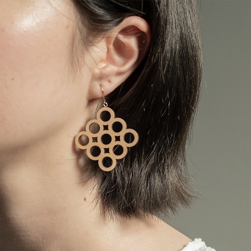 pierce circle / Maru pierced earrings - Earrings & Clip-ons - Wood 