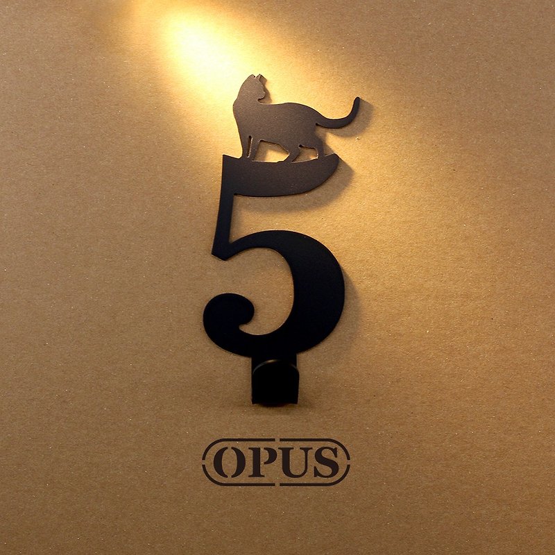 【OPUS東齊金工】當貓咪遇上數字5 - 掛勾(黑)/壁飾掛鉤/收納無痕 - 收納箱/收納用品 - 其他金屬 黑色