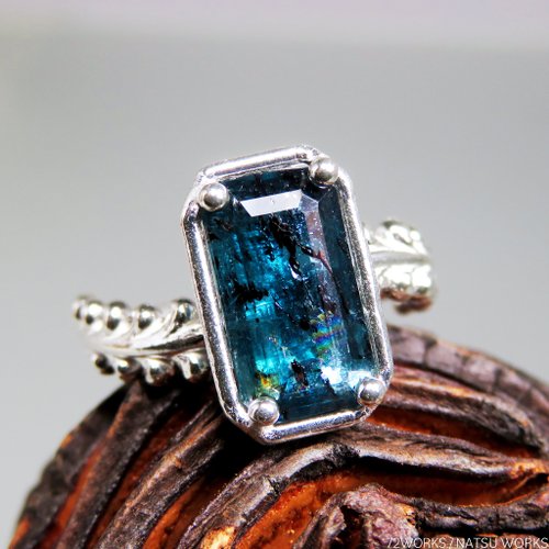 カイヤナイトリング / Botanical Blue Moss Kyanite Ring