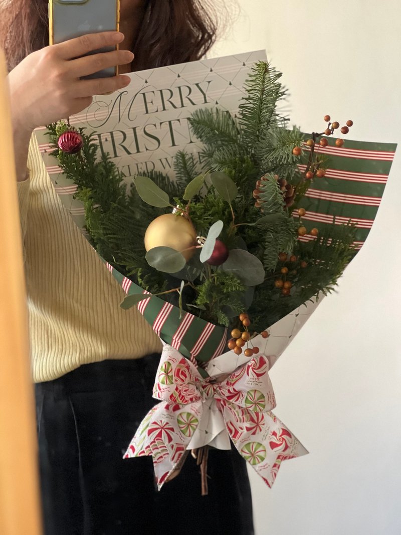 聖誕花束 新鮮花束_艸心聖誕花禮 - 裝飾/擺設  - 植物．花 綠色