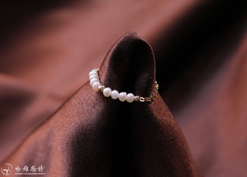 Isabella's Palace-Pearl String Ring - แหวนทั่วไป - วัสดุอื่นๆ 