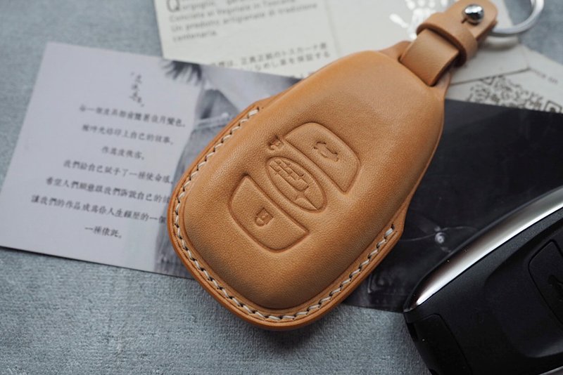 斯巴魯Subaru車鑰匙套 純手工牛皮 客製化刻字禮物 訂製顏色款式 - 鑰匙圈/鑰匙包 - 真皮 多色
