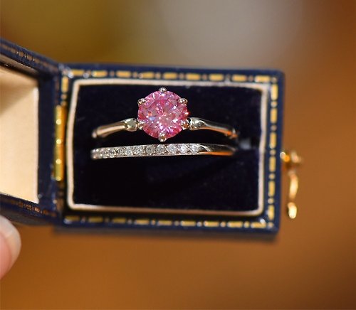 Eratojewels Pink Moissanite Ring and Wedding Band Set, 1 Ct Moissanite Ring