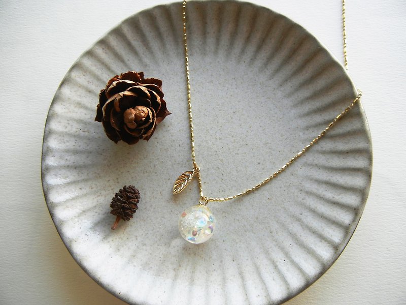 *coucoubird*Snow Crystal Ball Necklace - Necklaces - Glass White