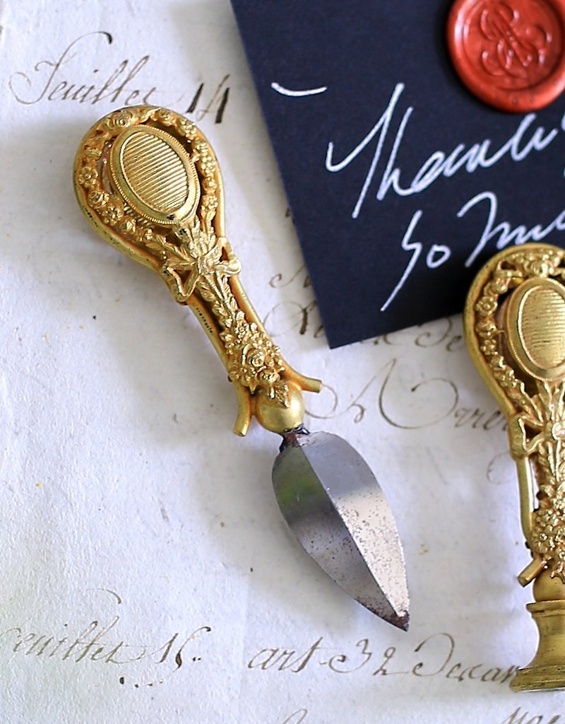 French gold-plated antique stationery set [letter opener] Vintage stationery - Scissors & Letter Openers - Other Metals Gold