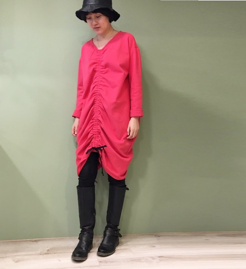 [Dress] Front and back drawstring Peach - ชุดเดรส - ผ้าฝ้าย/ผ้าลินิน สีแดง