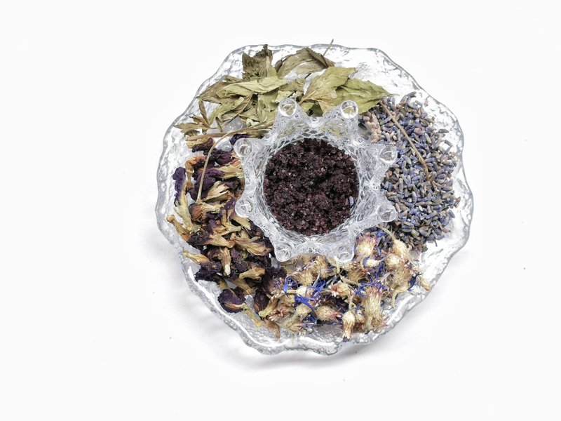 喉輪花浴鹽 Throat Chakra Hz Floral Bath Salt - 其他 - 精油 透明