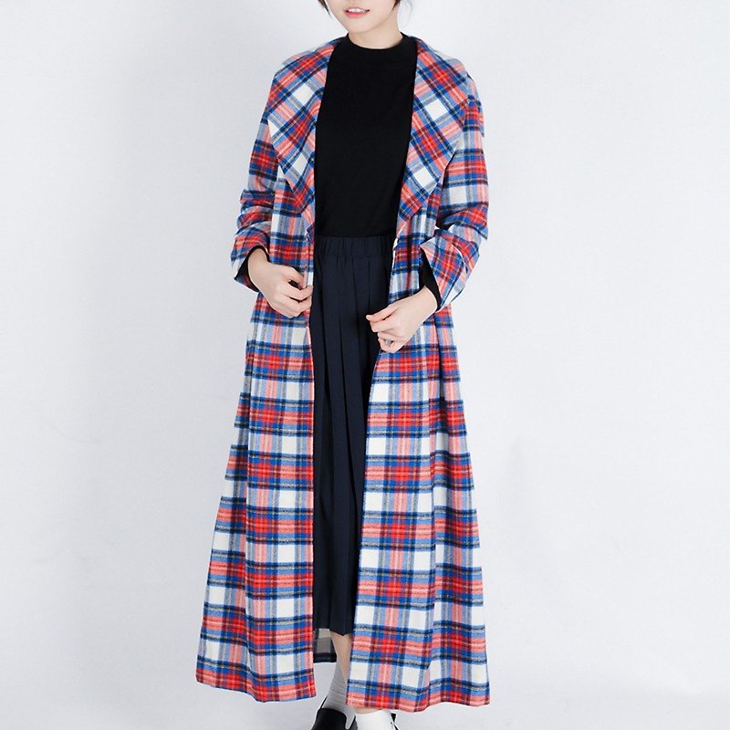 │ vintage red and blue checkered coat Long coat - เสื้อแจ็คเก็ต - วัสดุอื่นๆ สีน้ำเงิน