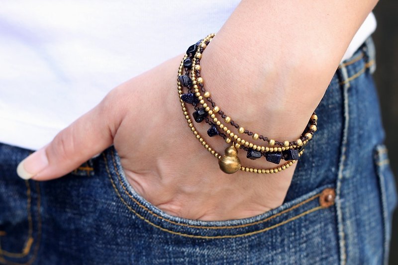 瑪瑙石珠手鐲浪漫層黃銅串珠層 - 手鍊/手鐲 - 石頭 黑色