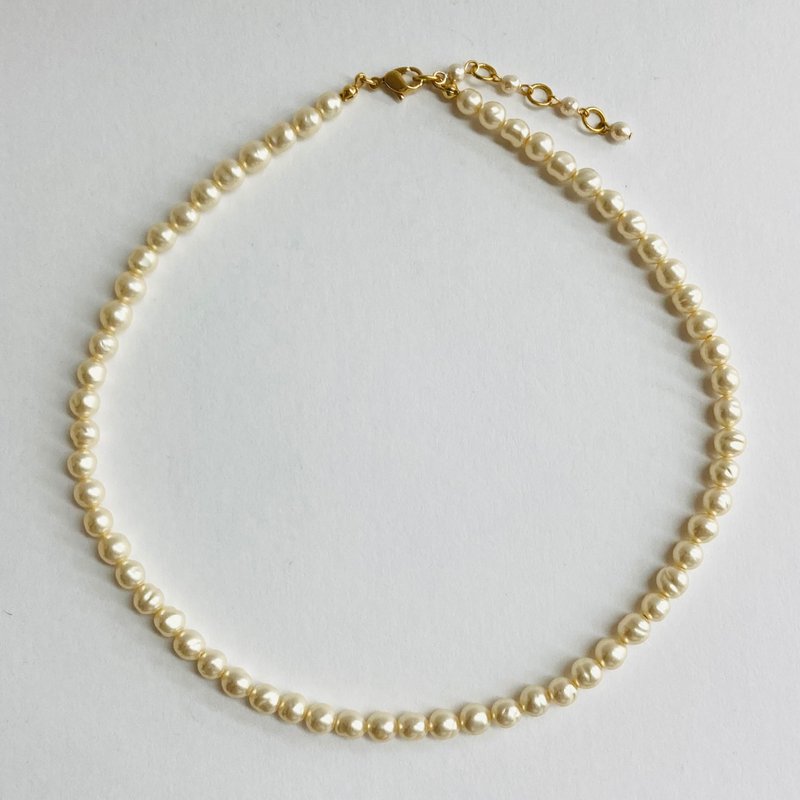 Glass baroque pearl necklace/approx. 6mm approx. 42cm/yellow cream/G/made in Japan - สร้อยคอ - แก้ว สีเหลือง