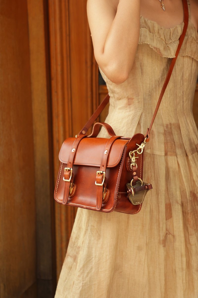 American retro Tuscan top layer cowhide messenger bag - กระเป๋าแมสเซนเจอร์ - หนังแท้ หลากหลายสี