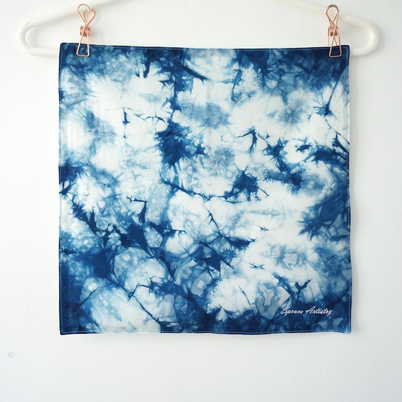 S.A x Ink Painting/ Blue Bells, Indigo dyed Handmade Abstract Pattern Napkin - ผ้ารองโต๊ะ/ของตกแต่ง - ผ้าฝ้าย/ผ้าลินิน สีน้ำเงิน