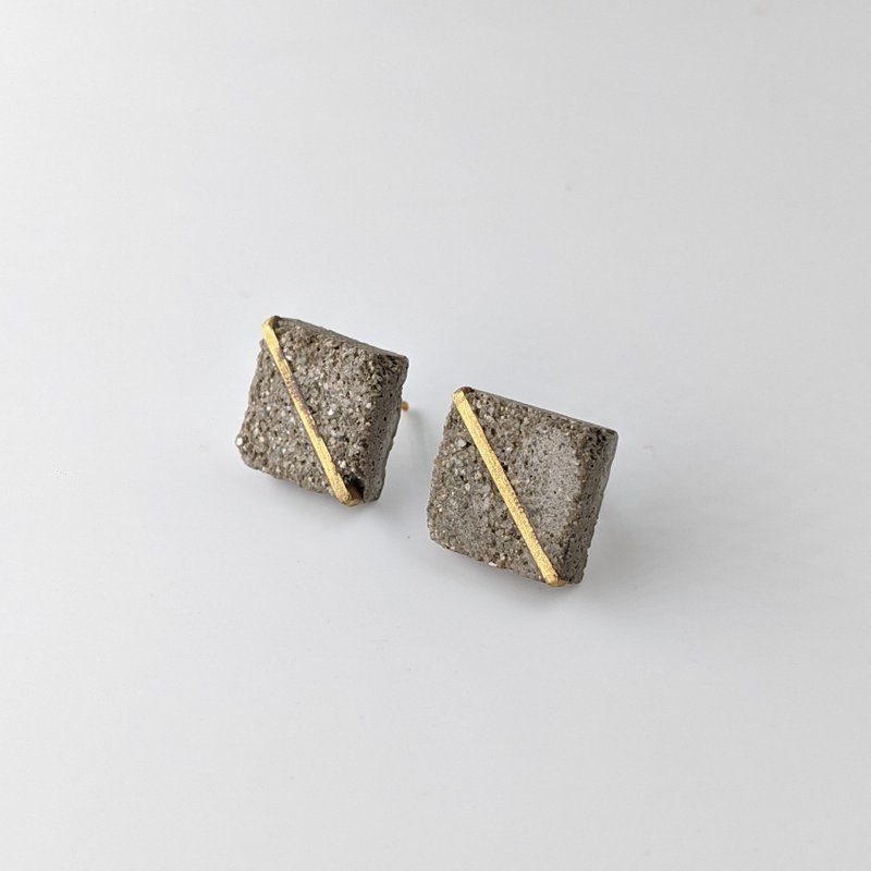 Mud room / slash diagonal Bronze and Cement earrings - Earrings & Clip-ons - Cement Gray