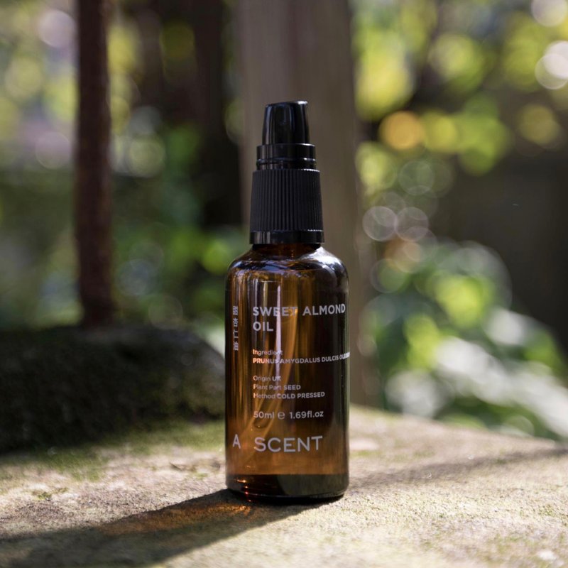 甜杏仁油 50ml - 身體乳/按摩油 - 植物．花 卡其色