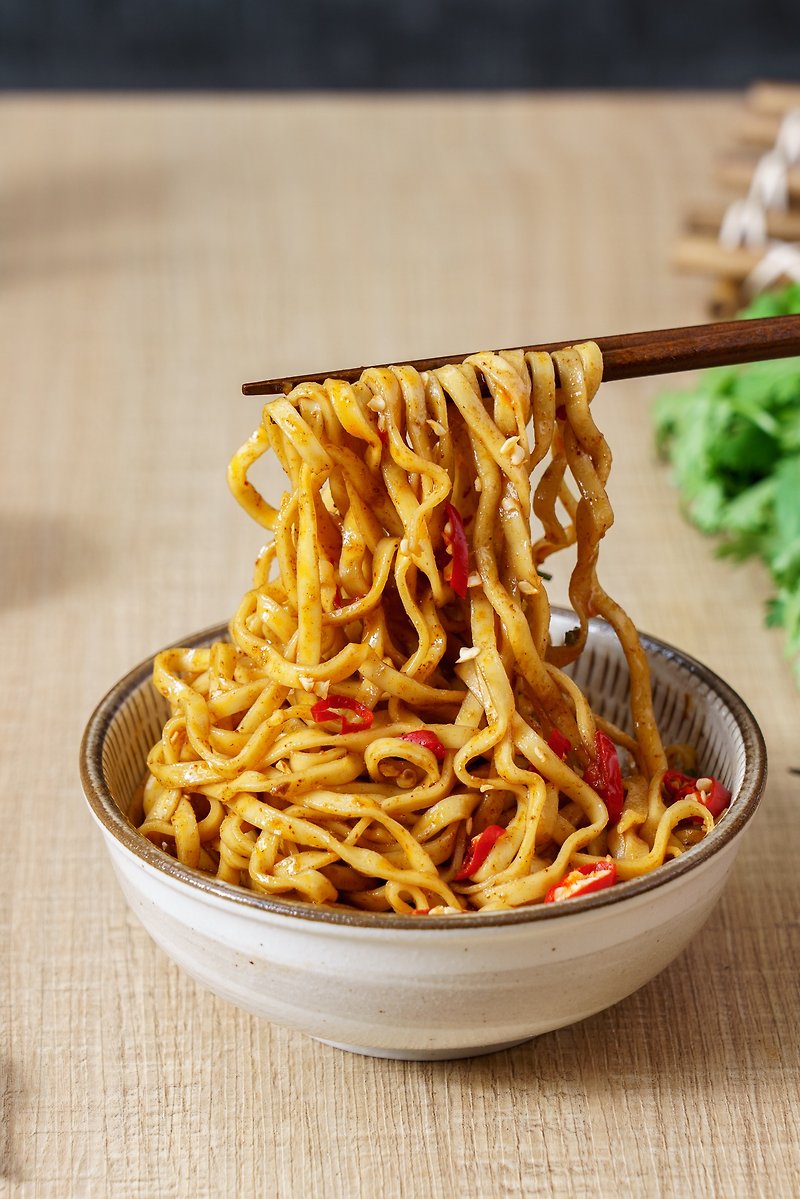 [Heqiu Food] Heqiu Spicy Noodles | Store at room temperature, heat and eat ready to eat as a vegetarian - Noodles - Other Materials 