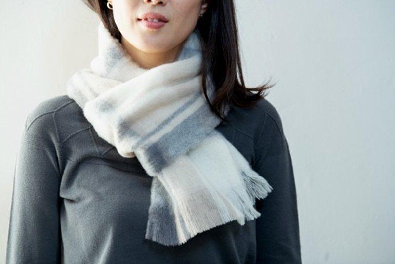 Organic Merino Wool Scarf Plaid - ผ้าพันคอ - ผ้าฝ้าย/ผ้าลินิน 