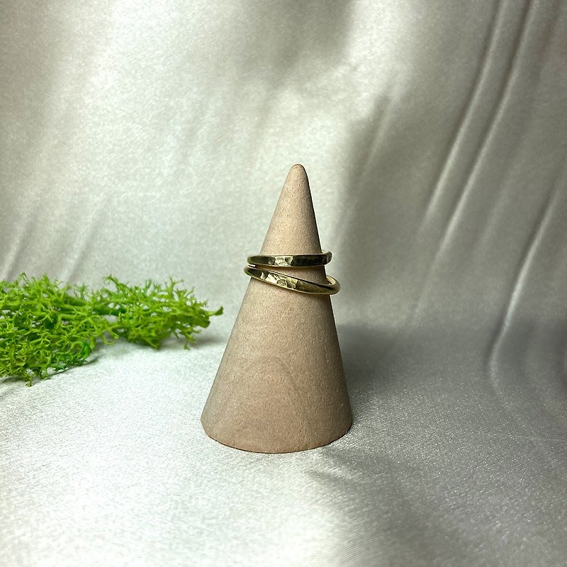 [Customized] Bronze corrugated line ring, open and closed, can be engraved as a commemorative gift - แหวนทั่วไป - โลหะ สีทอง