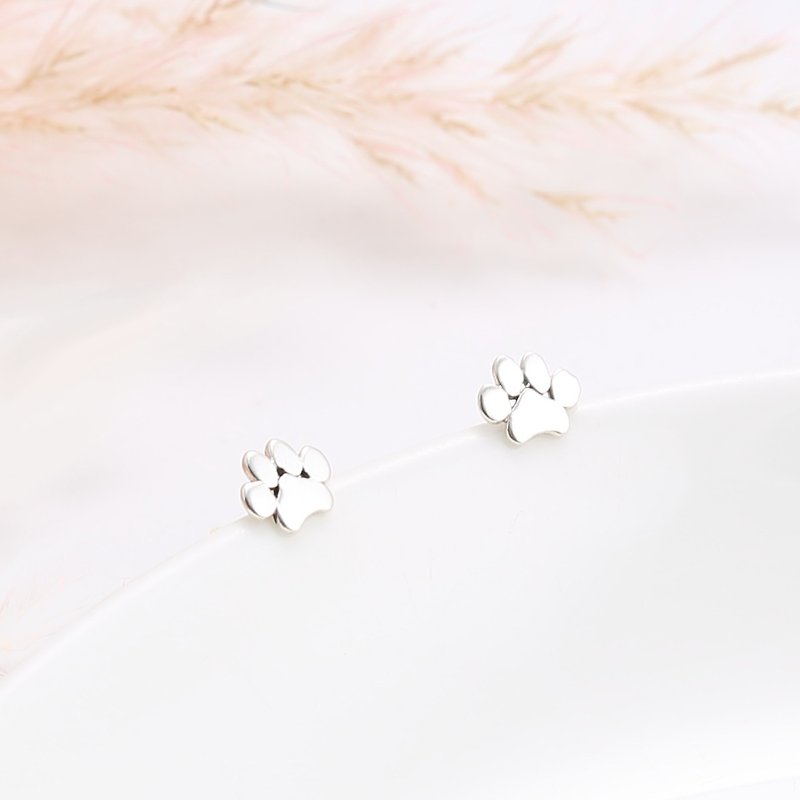 Cat Paw Kitten Meow s925 sterling silver earrings Birthday Valentine Day gift - ต่างหู - เงินแท้ สีเงิน