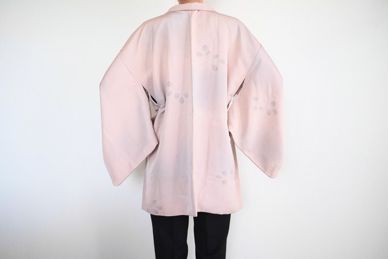 Silk KIMONO, pale tone kimono, vintage kimono, kimono jacket, Japanese kimono - 女大衣/外套 - 絲．絹 粉紅色
