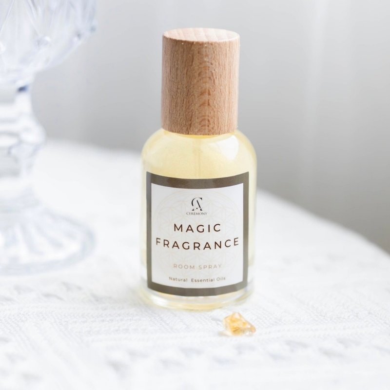 Orange Light Realm Lucky Magic Natural Essential Oil Space Fragrance Spray - น้ำหอม - น้ำมันหอม สีทอง