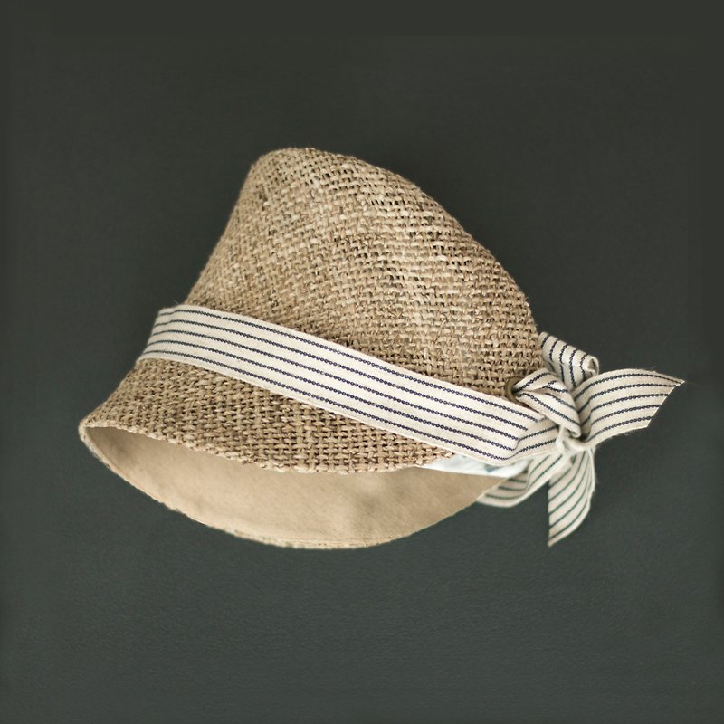 Straw Hat [Stripe Ribbon] Ladies - หมวก - ผ้าฝ้าย/ผ้าลินิน สีกากี