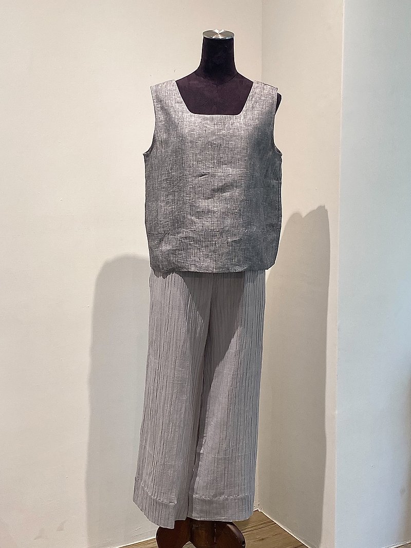 Three-dimensional texture ball vest - Women's Vests - Cotton & Hemp Gray
